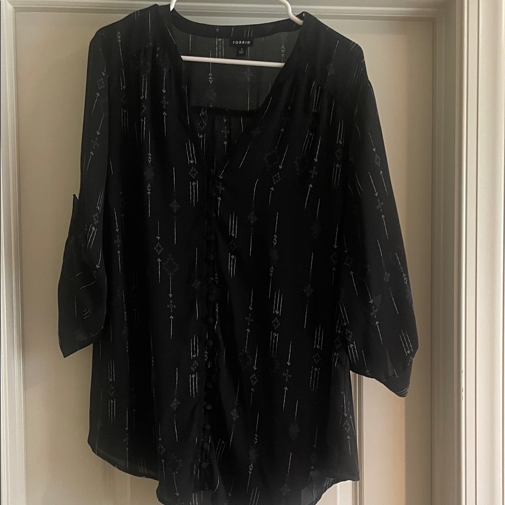 Torrid Black Geometric Women's Blouse